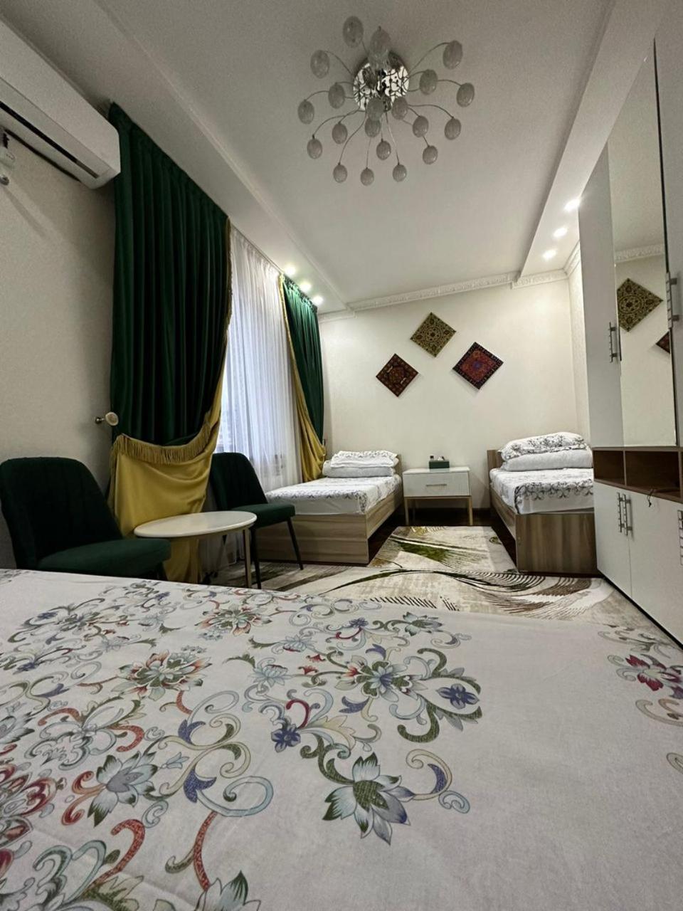 Hostel Sultan Saray Oš Exteriér fotografie